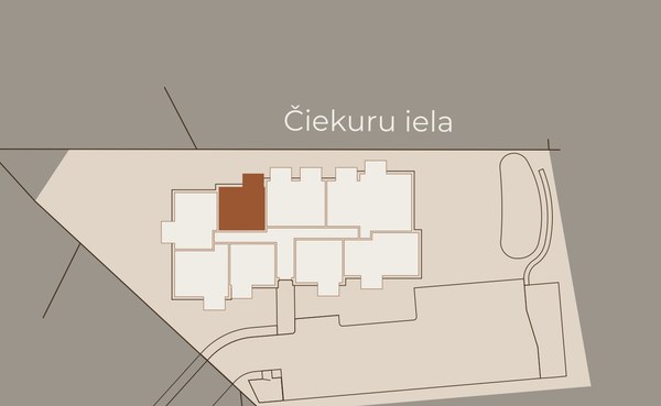 Nr. 12 — Atrašanās namā